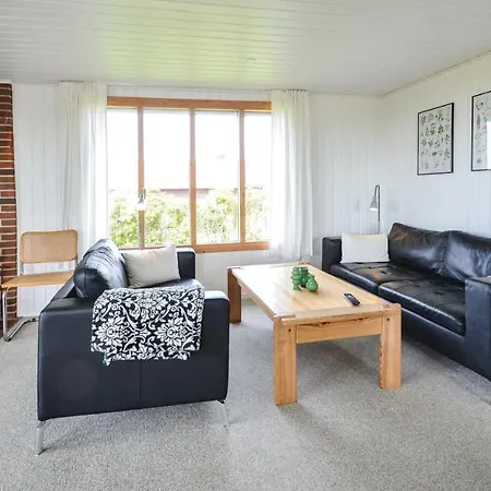 Three-bedroom Holiday In בית נופש Vestervig