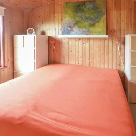 Three-bedroom Holiday In * Vestervig